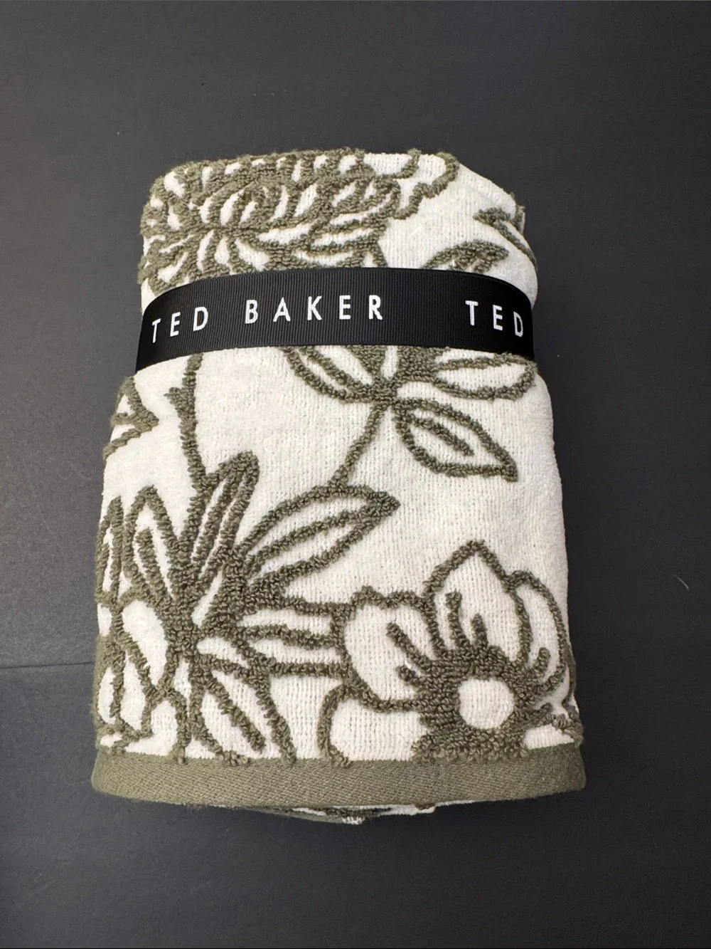 8pc TED BAKER London 100% Cotton Bath Towel Set - Quick Dry - Olive Green/White
